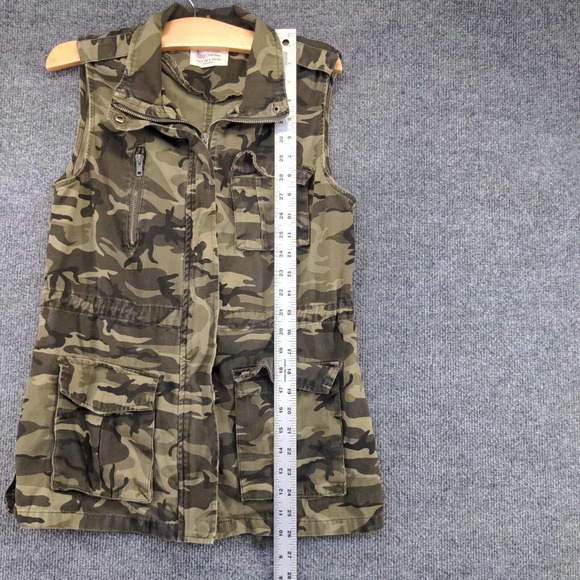 Ashley by 26 International Women's Zip Up Utility Vest Camo Small Multi Pockets - Picture 10 of 12